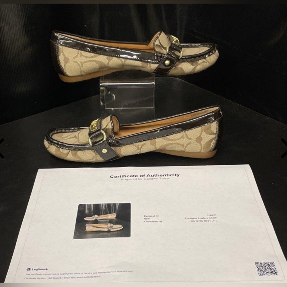 Coach Felisha Signature C with COA khaki/brown loafer casual shoe no call out 6B - Picture 7 of 7